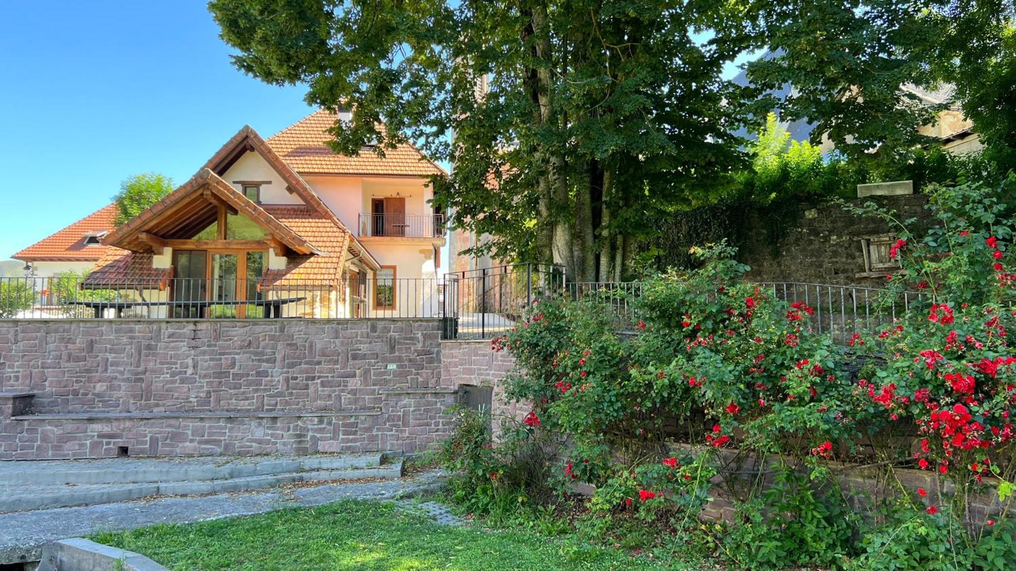 Casa Rural Roncesvalles Espinal-Auzperri エクステリア 写真