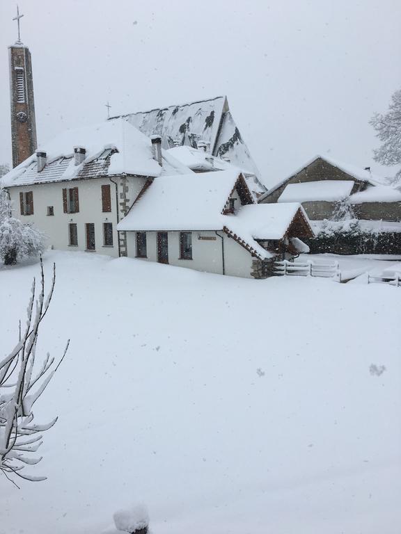 Casa Rural Roncesvalles Espinal-Auzperri エクステリア 写真