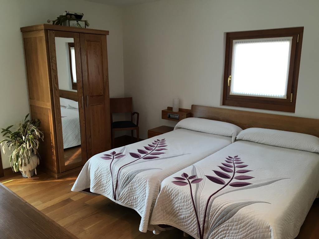 Casa Rural Roncesvalles Espinal-Auzperri エクステリア 写真